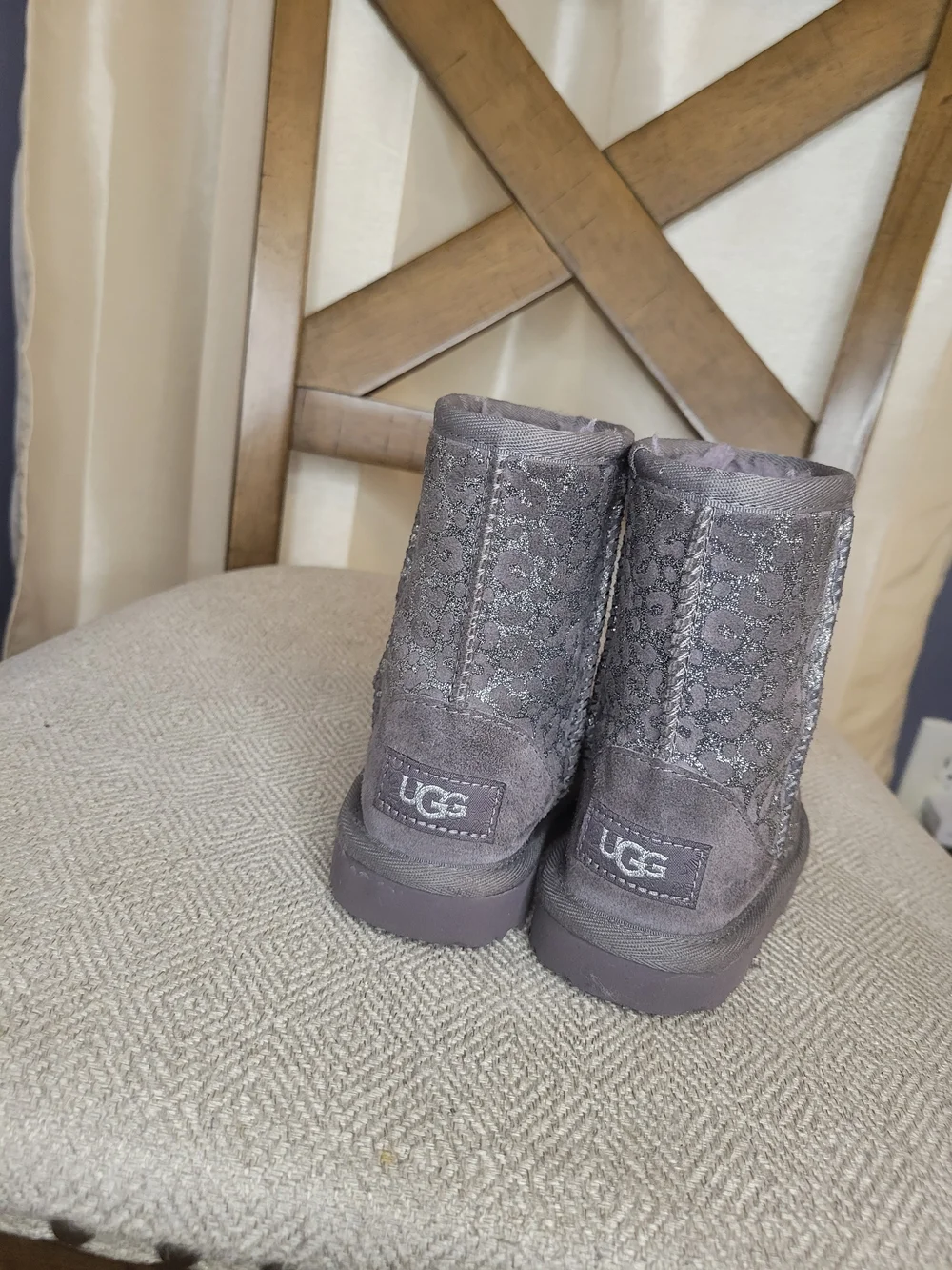 UGG Glitter Leopard-Pattern Short Boots in Gray